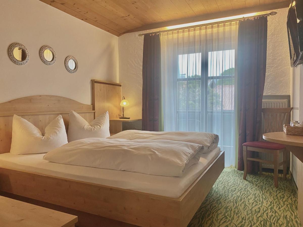 Das Maximilian - Feines Landhotel Am シュリールゼー エクステリア 写真